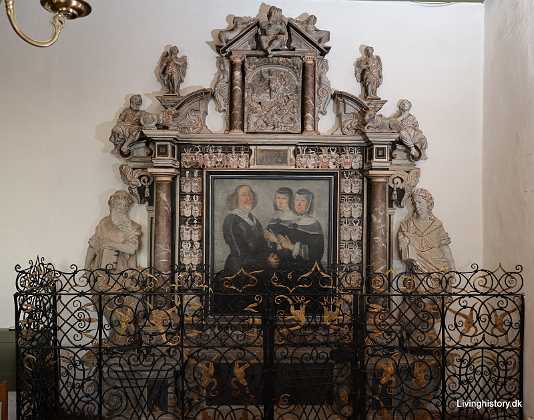 Wenzel Rothkirck Wenzel Rothkirck til Krogsg�rd f. 1597 d. 1655 F�rste hustru Kirsten Frederiksdatter Reedtz fik 12 b�rn. Anden hustru...