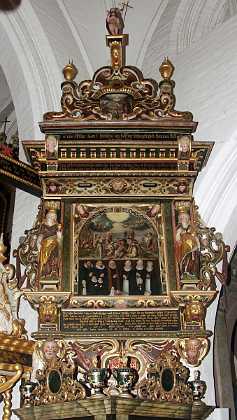 Hans Ollufsen Riber Hans Ollufsen Riber, borgmester i Horsens d. 1615, med hustru Anne Hansdatter Svane d. 1637 samt b�rn. 1610-19 �rhus...