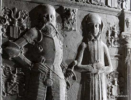 Anne Hardenberg Figursten over Oluf Mouritzen (Krognos) til Bolderup, d�d 25. Juni 1573 paa Clausholm, og Hustru, Anne Hardenberg, d�d...