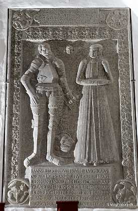 Hannibal Gyldenstierne og Helvig Kaas Hannibal Gyldenstierne til Restrup, f. 1548, d. 1608 Hustru Helvig Bj�rnsdatter Kaas d. 1638 Aalborg stift 1630-39