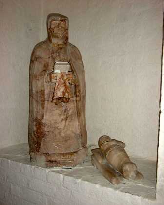 Christoffer G�ye og Birgitte B�lle ca. 1590. Christoffer G�ye d. 1584. og Birgitte B�lle f. 1532 d. 1595. Med barn Mogens G�ye d. 1550. 1580-89 Roskilde stift